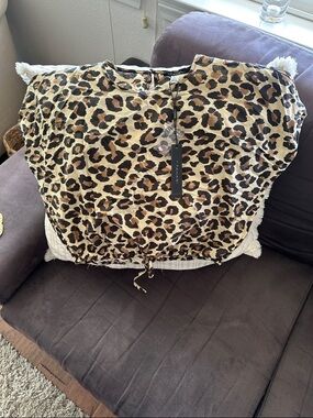 Tahari Leopard Print Blouse in Black and Brown